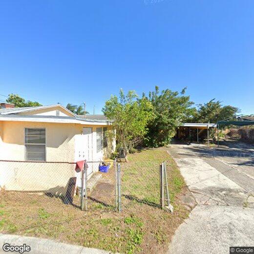 Foto principal - 1489 Silver Beach Rd