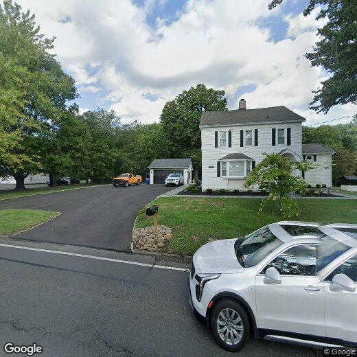 Foto principal - 320 Daniels Farm Rd