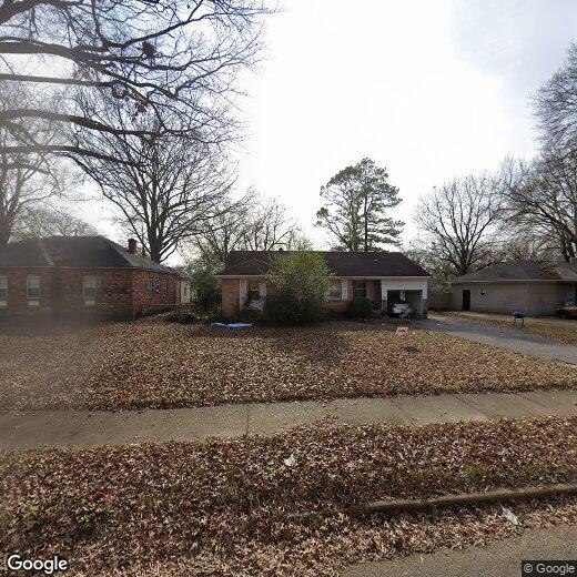 Primary Photo - 3105 S Edgeware Rd