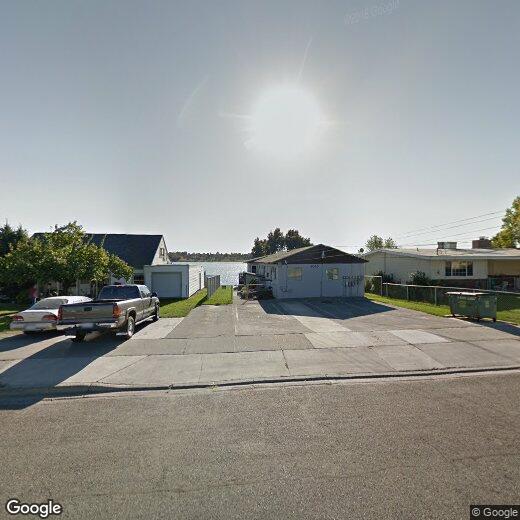 3013 W Lakeside Dr, Moses Lake, WA 98837 Condo for Rent in Moses Lake