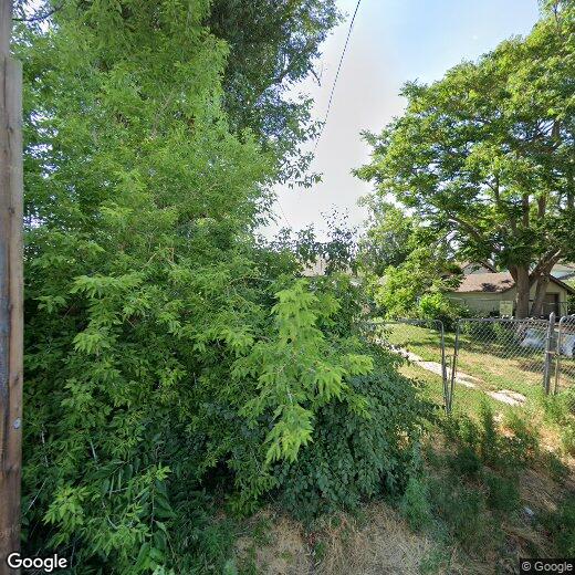 Primary Photo - 616 Meade St
