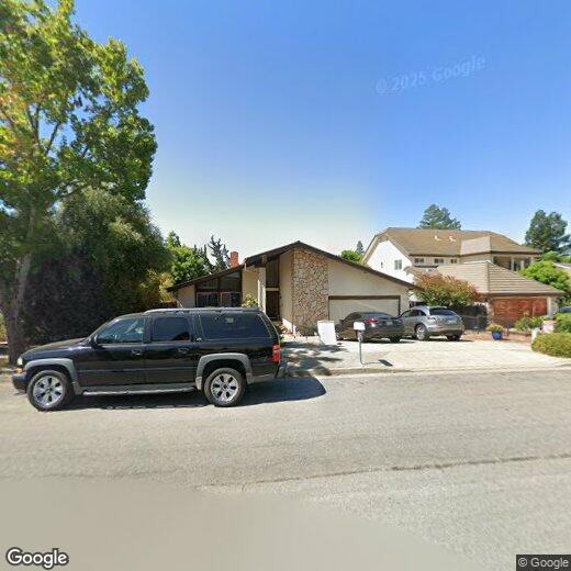 Primary Photo - 40359 Canyon Heights Dr