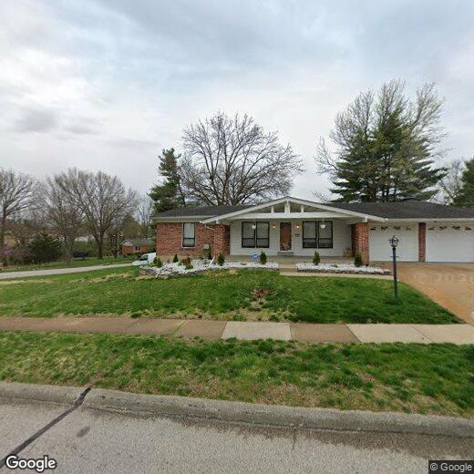 5104 Towne Centre Dr, St. Louis, MO 63128 House Rental in St. Louis