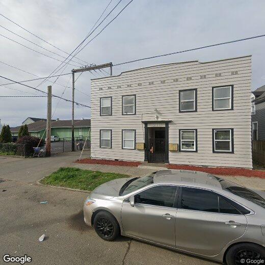 Primary Photo - 211 N E St