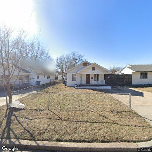 Foto principal - Charming Updated Home with Stylish Interiors – Ready for Move-In!