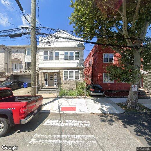 Primary Photo - 215 Liberty Ave