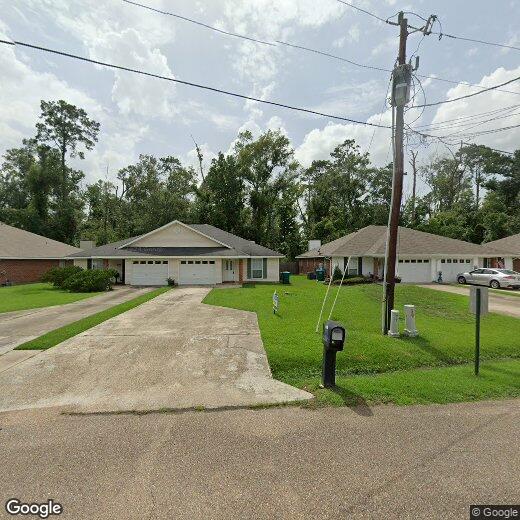 825 Eden Oaks, Ponchatoula, LA 70454 Townhouse for Rent in