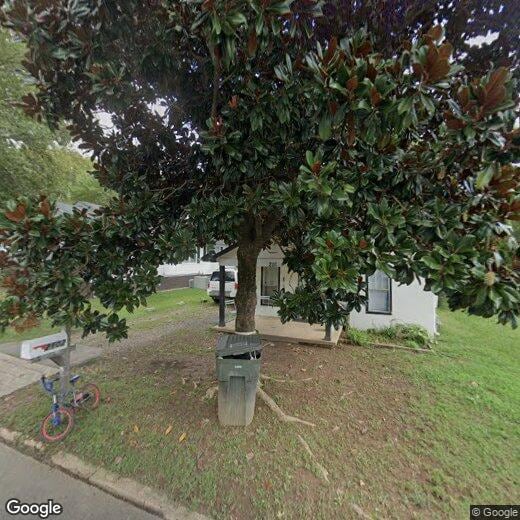 Primary Photo - 2102 Woodland St