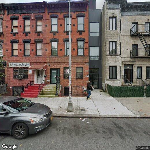 Primary Photo - 1068 Putnam Ave