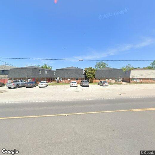Primary Photo - 2911 E St Bernard Hwy