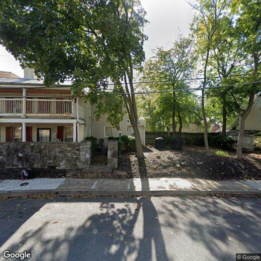 333 N Loudoun St Unit 1A, Winchester, VA 22601 Room for Rent in