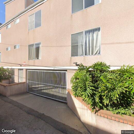 Foto principal - 2355 S Bentley Ave