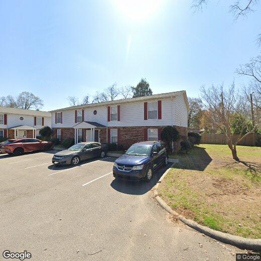 Primary Photo - 1037 Carriage Dr