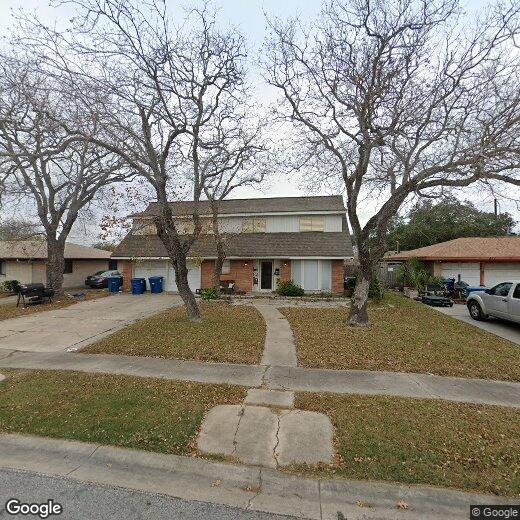 Primary Photo - 209 Driftwood Dr