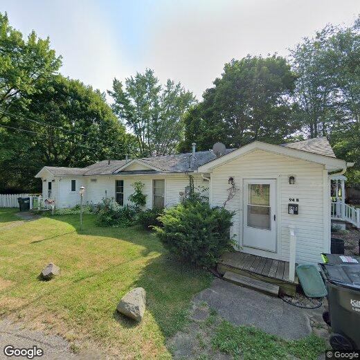 Primary Photo - 94 Trumbull Ct