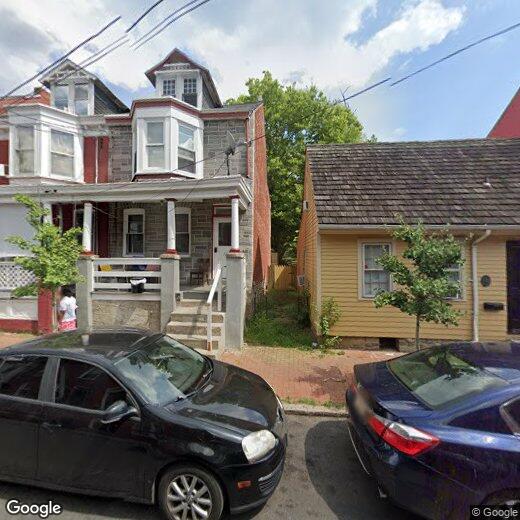 Primary Photo - 111 Howard Ave