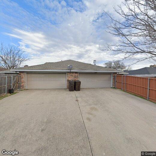 Primary Photo - 2120 Teakwood Ln