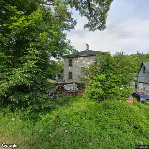 Primary Photo - 141 Cross St