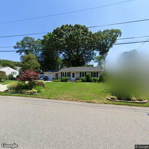 15 Crestwood Ct, Cumberland, RI 02864 House Rental in Cumberland, RI