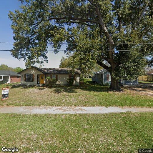Primary Photo - 1327 Mitchell St