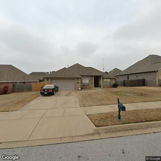 1311 W Gum St, Rogers, AR 72758 House for Rent in Rogers, AR