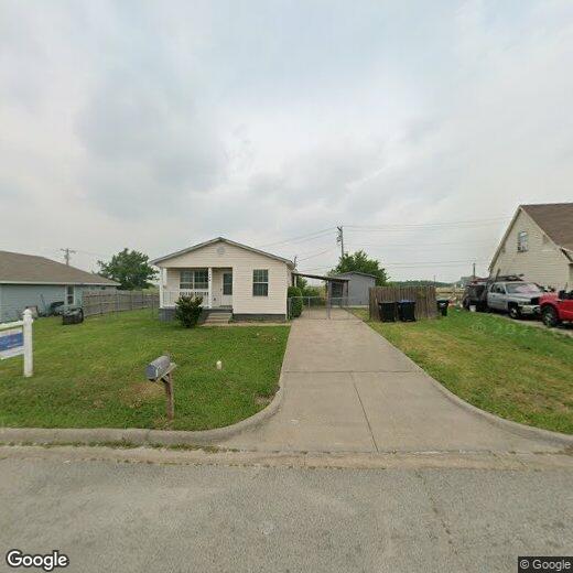 Primary Photo - 1702 Manor Garden Mnr