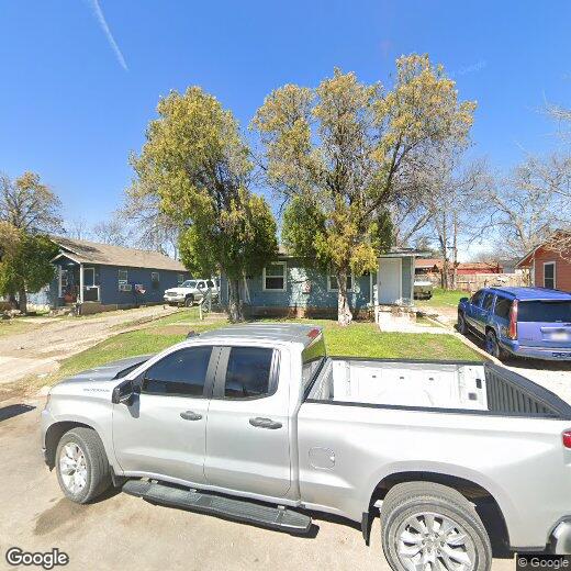 Primary Photo - 917 Mimosa St