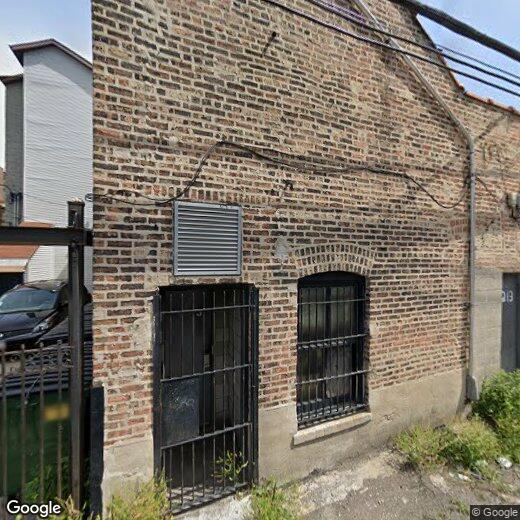 Foto principal - 3237 W Armitage Ave