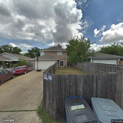 Primary Photo - 10244 Carolina Oaks Dr
