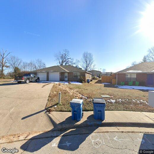 Primary Photo - Welcome to this newly updated 2-bedroom, 2...