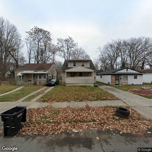 Foto principal - 18176 Kentfield St