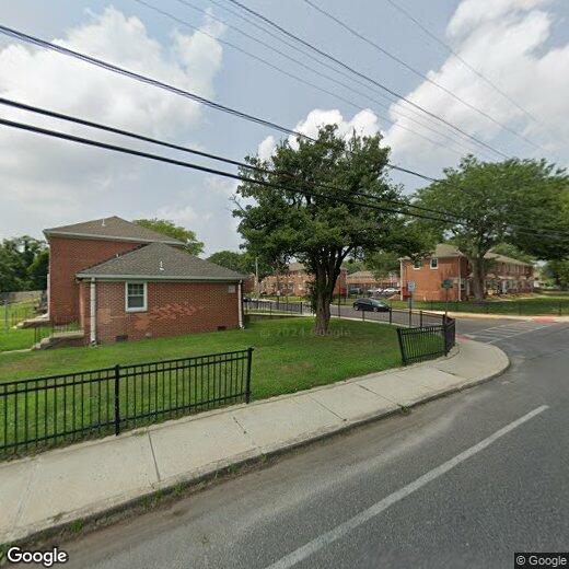 Primary Photo - 178 S E Ave