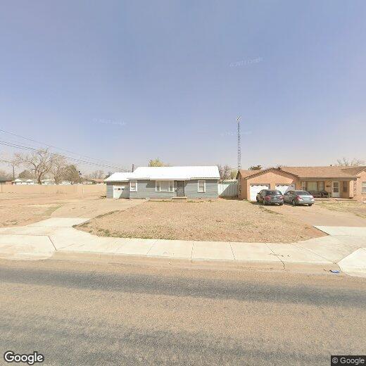 Primary Photo - 604 NW 6th St