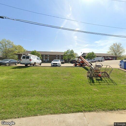 835 Southwest Blvd, Jefferson City, MO 65109 Room for Rent in