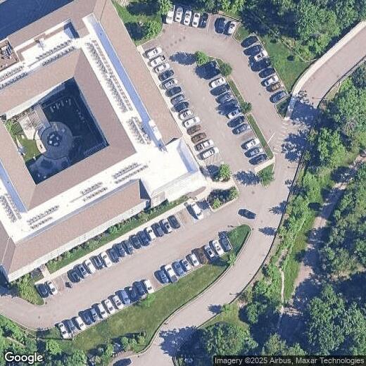 Primary Photo - 200 Quarry Hill Dr