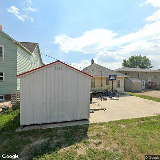 Primary Photo - 306 W Broadway