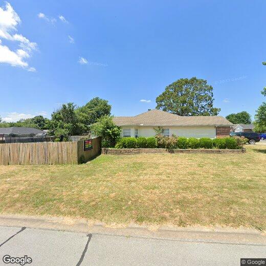 Primary Photo - 901 Tyra Ln