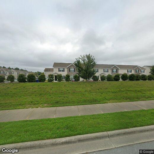Foto principal - 104 Chandler Dr