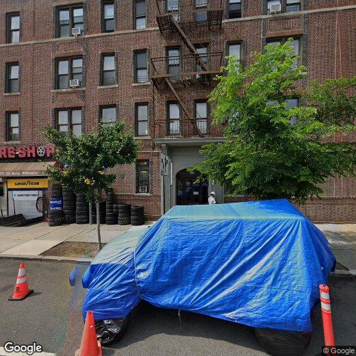 Primary Photo - 484 67th St