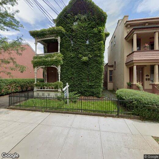 Primary Photo - 119 Olive St