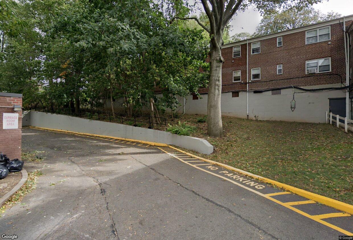 97 Arlo Rd Unit 1B, Staten Island, NY 10301