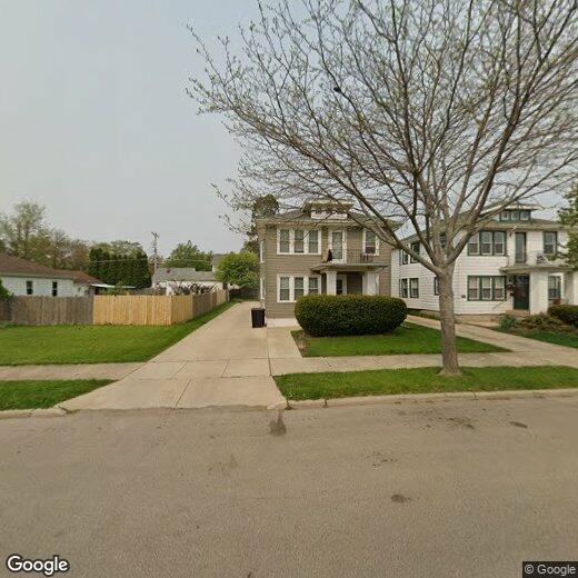 2118 Carlisle Ave, Racine, WI 53404 Townhome Rentals in Racine WI
