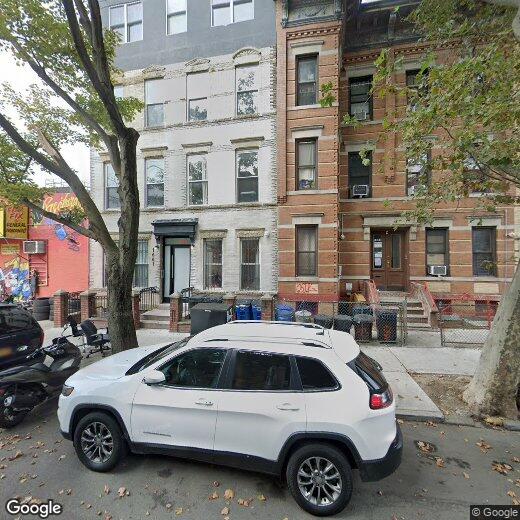 Foto principal - 16-61 Woodbine St