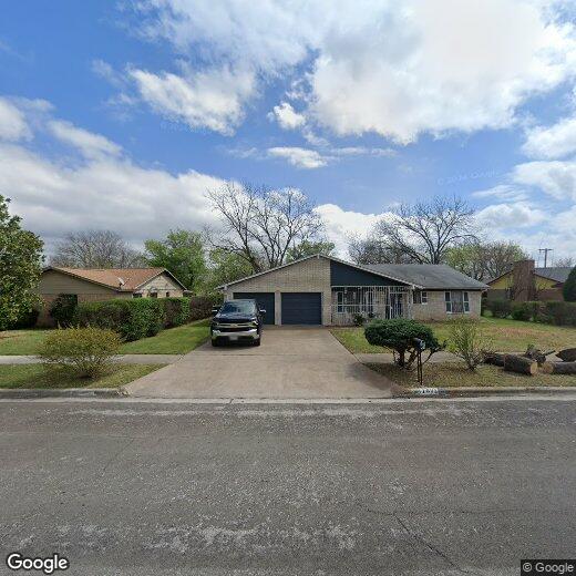 Foto principal - 1802 Sycamore Dr