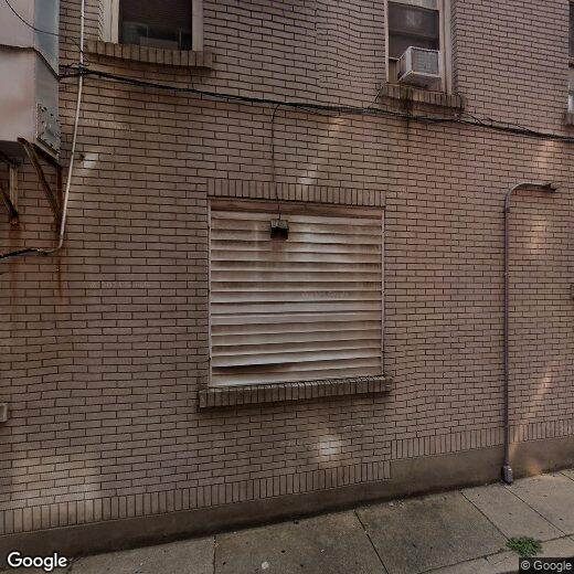 Primary Photo - 917 Hamilton St