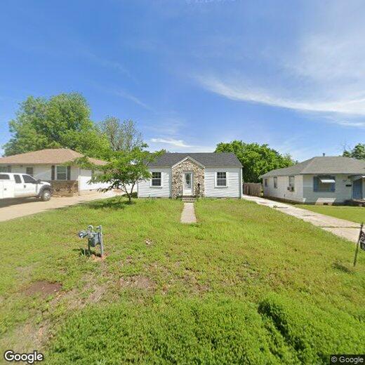 831 Poplar Ave, Yukon, OK 73099 House Rental in Yukon, OK