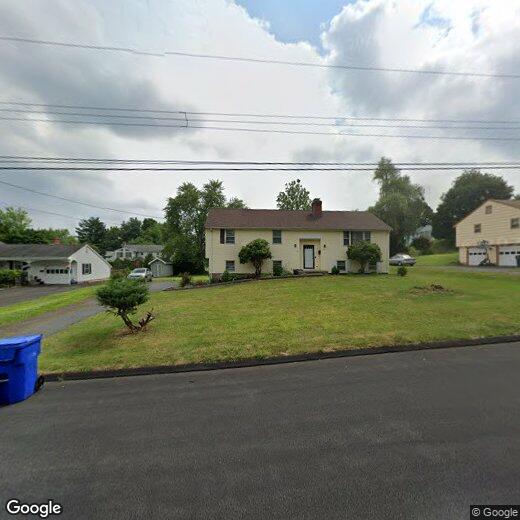 Primary Photo - 11 Downing Cir