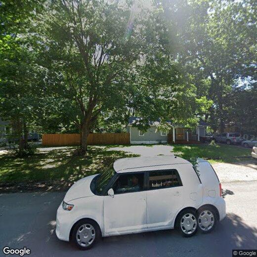 Foto principal - Beautiful 4 Bedroom 2 Bath in Heart of Kan...