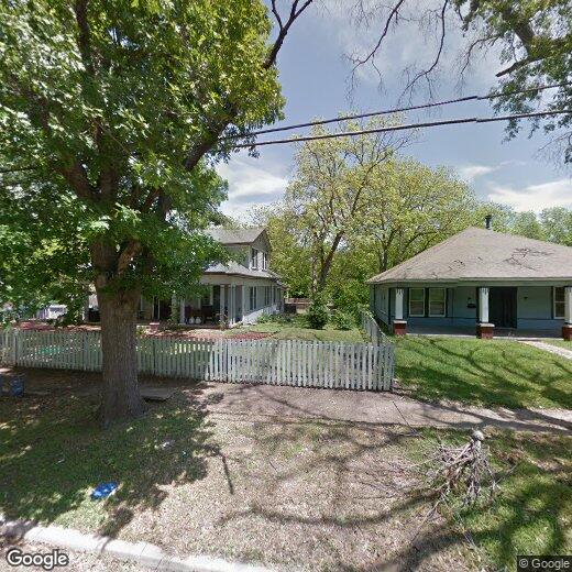 Primary Photo - 106 Lawrence Ave