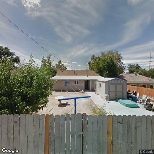 Primary Photo - 4842 Steele St